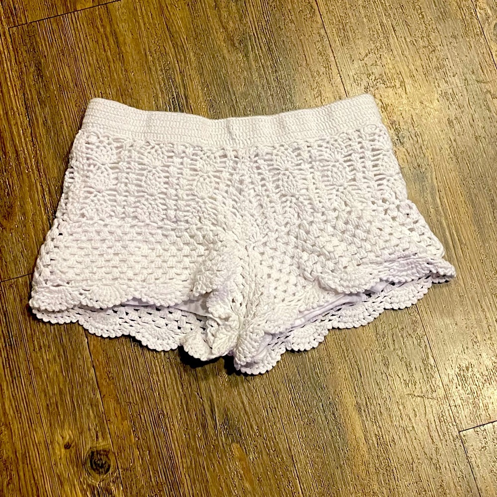 H&M white shorts